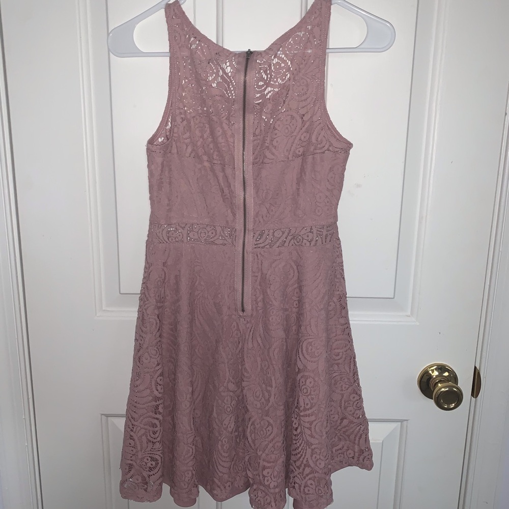 Dress - Picture 6 of 6
